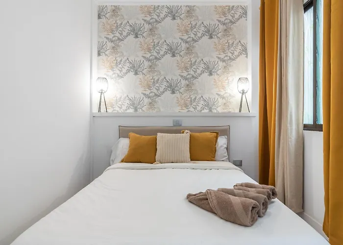 Home2book Charming Design Canteras *