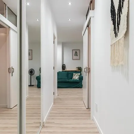 Home2book Charming Design Canteras *